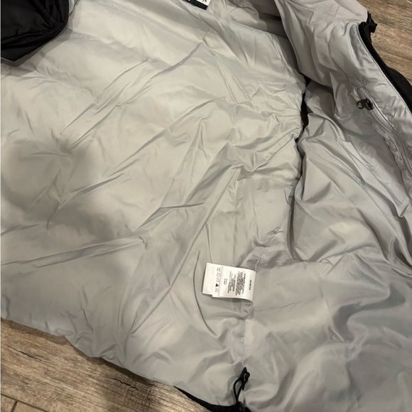 Columbia Men’s Black Puffer Vest Size Large 60% Down 40% Feathers - Picture 6 of 10